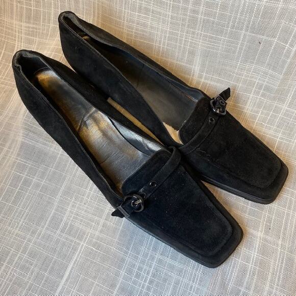 Stuart Weitzman Square Toe Pump Black Suede Buckle Strap Heel Womens Size 9 AA - Picture 2 of 8